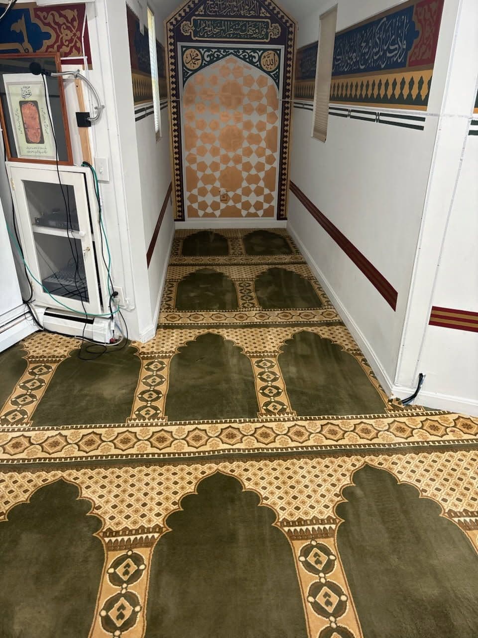 Project Deep Cleaning in Boston for Pristine Carpets image